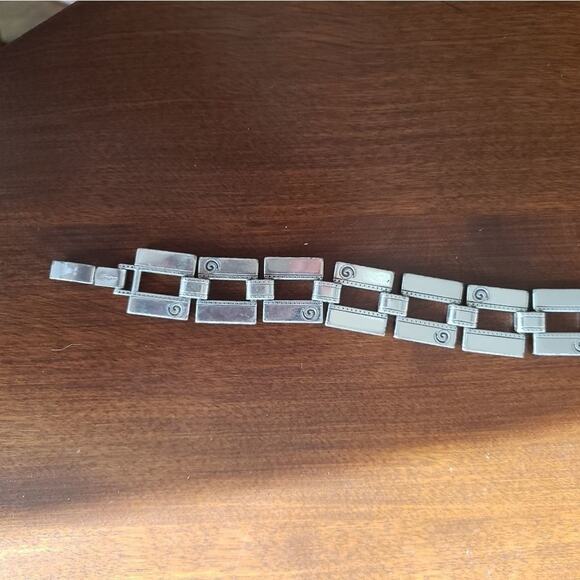 BRIGHTON VINTAGE silver and black linked bracelet with clasp closing - Picture 2 of 9